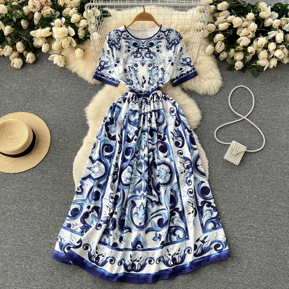 Spring and Summer New Design Sense Dress with European and American Ins Style Printed Large Swing Dress Short Sleeve Foreigner A-line Dress