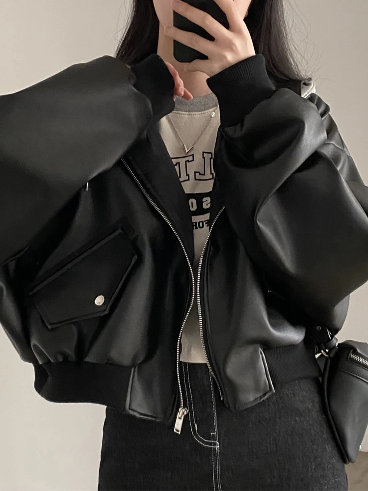 Womens Leather Faux Pu Jacket Women Korean Fashion Vintage Moto Biker Coat Female Autumn Loose Long Sleeve Hooded Zipper Short Overcoat 231129