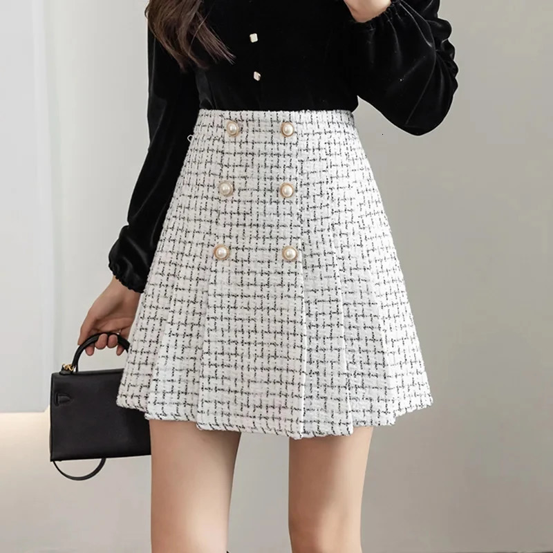 Skirts MOUKYUN Pearls Buttons Plaid Tweed Mini Skirts Women High Waist Vintage Plaid Woolen Skirt Pleated Shorts Skirt Zipper Harajuku 231129