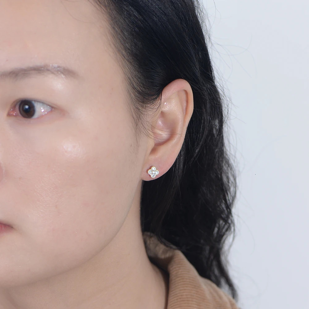 Ear Cuff Four Leaf Clover stud earrings 925 Sterling silver 14k gold plated Delicate Cubic Zirconia jewelry Fashion for Women 231129