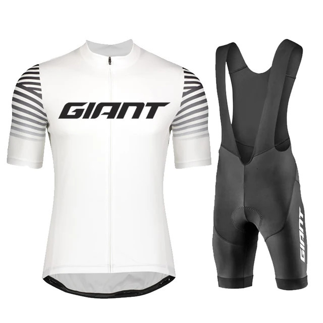 Cycling Jersey Sets Team Short Sleeve Set GIANT Men Clothing Suit Road Bike Shirts Bicycle Bib Shorts MTB Chs 231128
