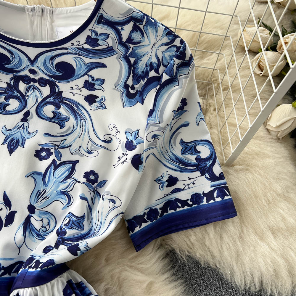 Spring and Summer New Design Sense Dress with European and American Ins Style Printed Large Swing Dress Short Sleeve Foreigner A-line Dress