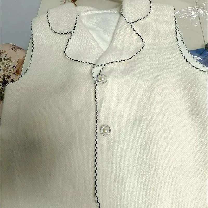 Two Piece Dress Elegant half high necked sweatersleeveless vesthigh waisted ski knit 3piece womens office wear 231129