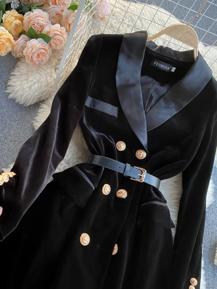Womens Suits Blazers Blazer Coat Women Velvet Suit Jacket Winter Double Breasted Long Sleeve Ladies Black Belt Slim Outwear 231129