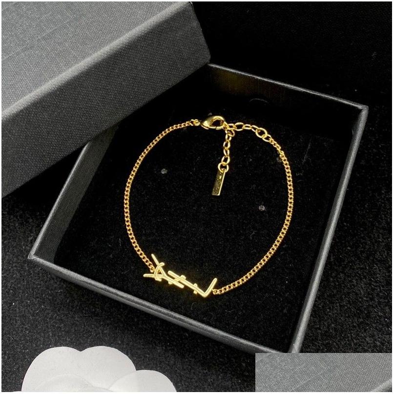 Charm Bracelets Original Designer Girlsl Women Letter Elegant Love 18K Gold Bangles Y Engrave Bracelet Fashion Jewelry Lady Par Dhsf1