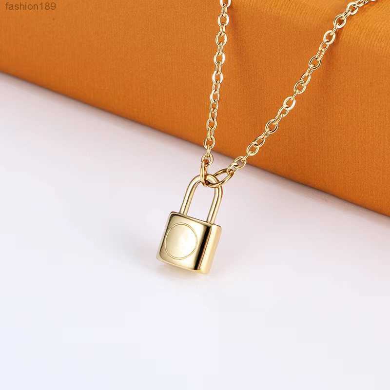 Lock Head Pendant Necklaces Titanium Steel Designer for Women Men Luxury Jewlery Gifts Woman Girl Gold Silver Rose Wholesale Not Fade
Lock Head Pendant Necklaces Titanium Steel Designer for Women Men Luxury Jewlery Gifts Woman Girl Gold Silver Rose Wholesale Not Fade