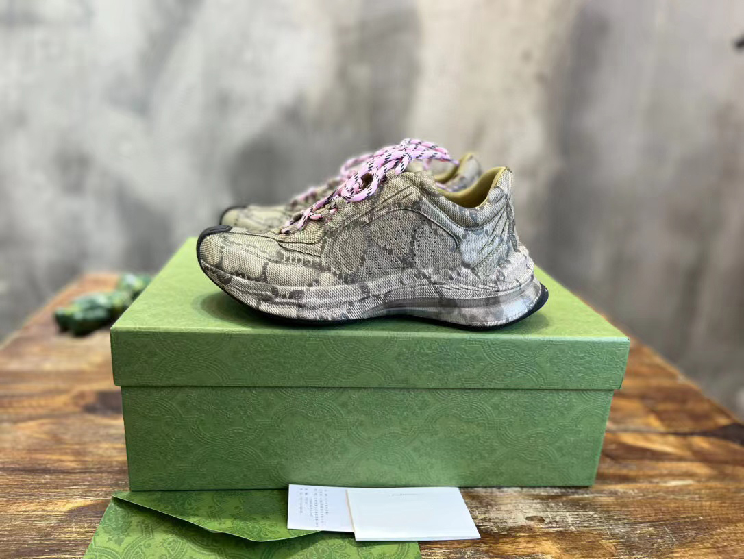 2023 Run Sneaker New Classic Couple Sneaker Designer Luxury shoes Beige Men women Trainers Ladies Shoe Chunky Sneaker Size 35-46, Color7
2023 Run Sneaker New Classic Couple Sneaker Designer Luxury shoes Beige Men women Trainers Ladies Shoe Chunky Sneaker Size 35-46, Color7