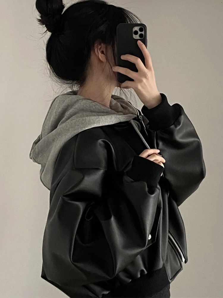 Womens Leather Faux Pu Jacket Women Korean Fashion Vintage Moto Biker Coat Female Autumn Loose Long Sleeve Hooded Zipper Short Overcoat 231129