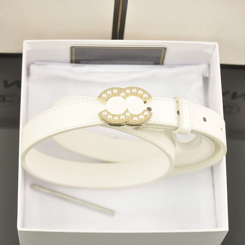 belts designer belt luxury belt for women mens belt classic needle buckle gold buckle head with full of pearls width 2.3cm size 95-115cm New fashion trend nice, No box
belts designer belt luxury belt for women mens belt classic needle buckle gold buckle head with full of pearls width 2.3cm size 95-115cm New fashion trend nice, No box