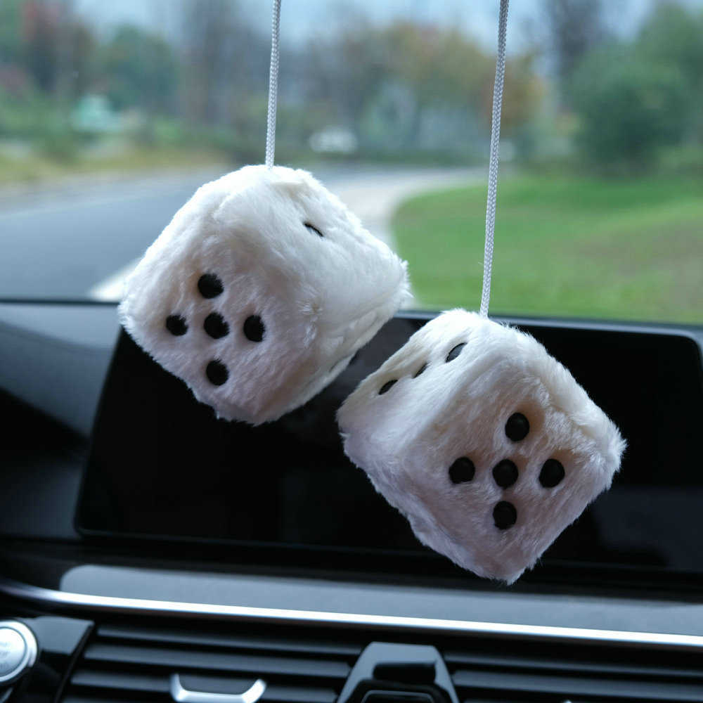 Interior Decorations Plush Dice Car Pendant Jewelry Car Hanging LOGO T231129