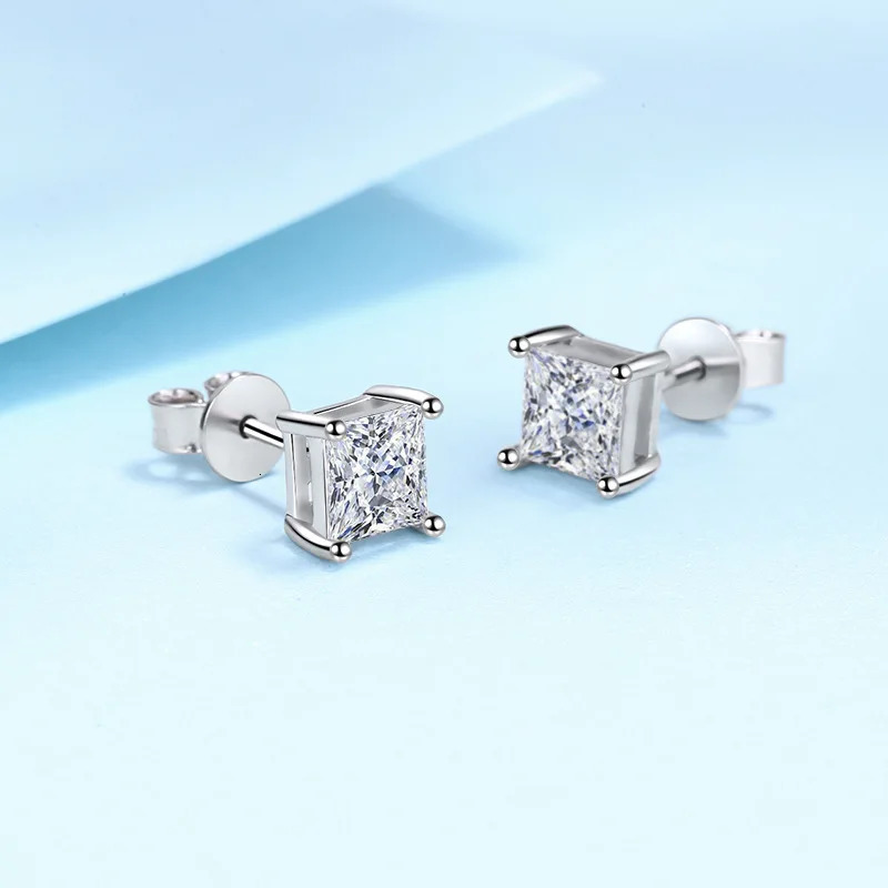 Ear Cuff Smyoue Princess Cut 122CT Stud Earrings for Women Men VVS Simulated Diamond Studs 925 Sterling Silver Jewelry 231129