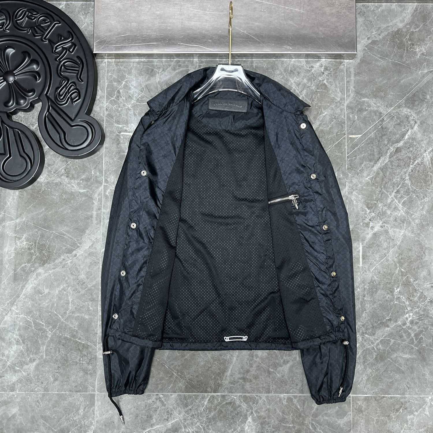 CH Designer Clothing Casual Coats Fashion Streetwear Chromes Heart New Big Fashion Cro Cross Dark Jacquard Lightweight Coach Jacket jacket Outerwear Wintercoat, Shipping fee
CH Designer Clothing Casual Coats Fashion Streetwear Chromes Heart New Big Fashion Cro Cross Dark Jacquard Lightweight Coach Jacket jacket Outerwear Wintercoat, Shipping fee