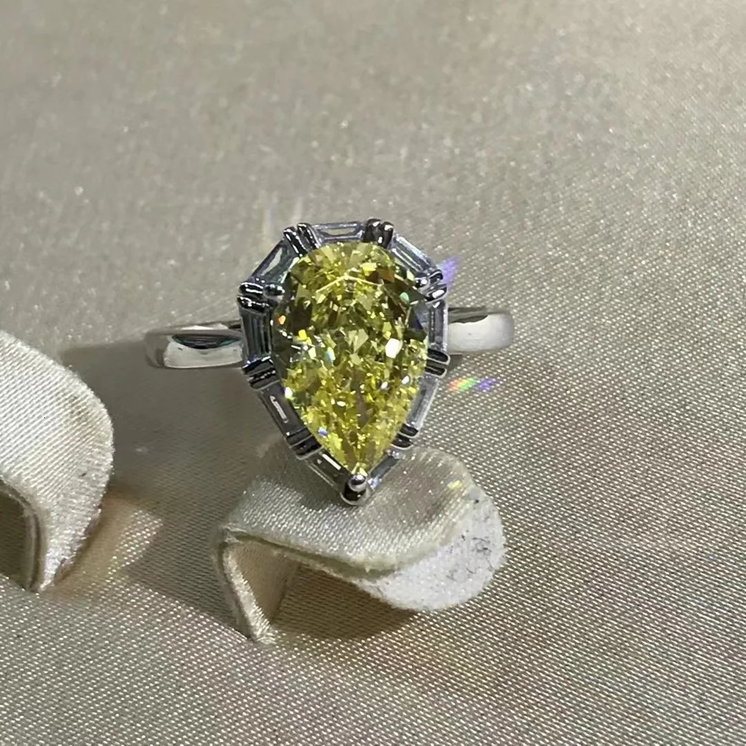 Wedding Rings Gica Gema 100 925 Sterling Silver Pear Cut 4CT VVS D Color Created Engagement Customized Ring Fine Jewelry 231128