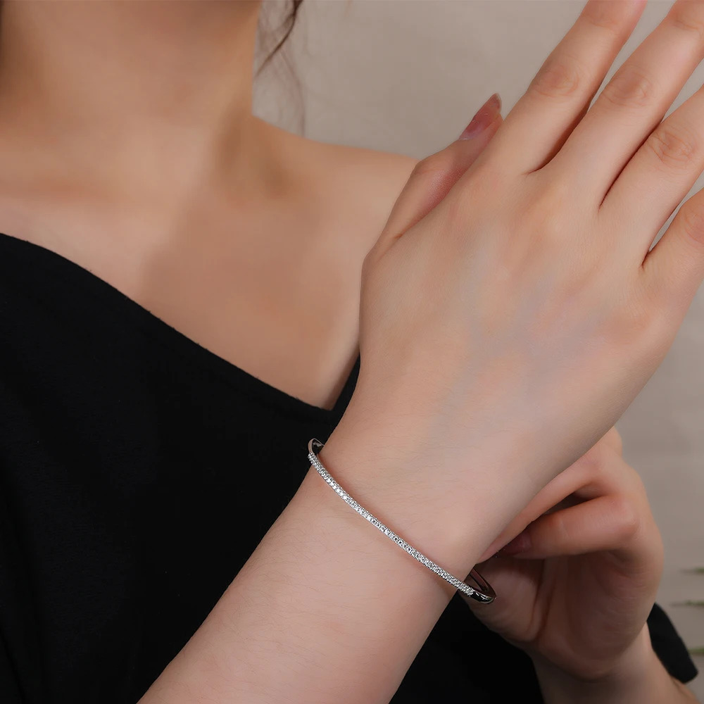 Bangle Poulisa Micro Pave S925 Closed Bracelet for Women 925 Silver Round Cut Mossan Moisa Cuff Bangle Jewels Gift Pulsera 231128