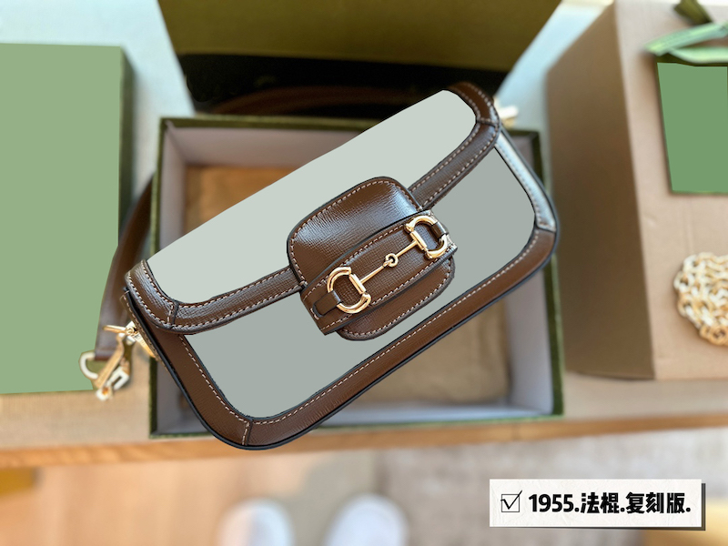 Womens one shoulder handbag with two shoulder straps that can be freely switched and paired with different styles of womens crossbody bags Fashion handbag casual, Brown+comes with a gift box
Womens one shoulder handbag with two shoulder straps that can be freely switched and paired with different styles of womens crossbody bags Fashion handbag casual, Brown+comes with a gift box