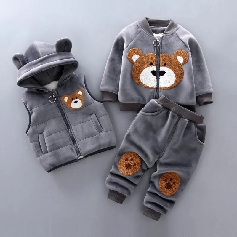 Clothing Sets Autumn Winter Baby Boys Clothes Thick Fleece Cartoon Bear Jacket Vest Pants 3Pcs Cotton Sport Suit For Girls Warm Outfits 231128
