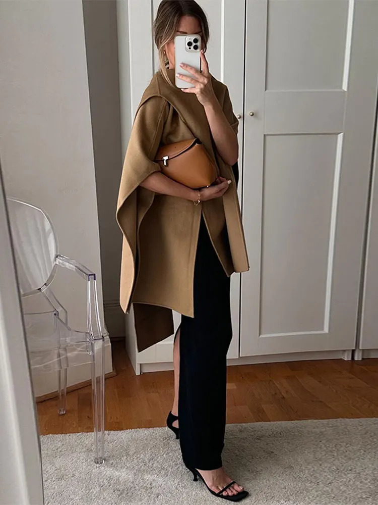 Women s Jackets Elegant Wool Blends Cape Jacket For Women Chic Oneck Loose Trench Coat With Scarf 2023 Autumn Winter Female Streetwear 231129