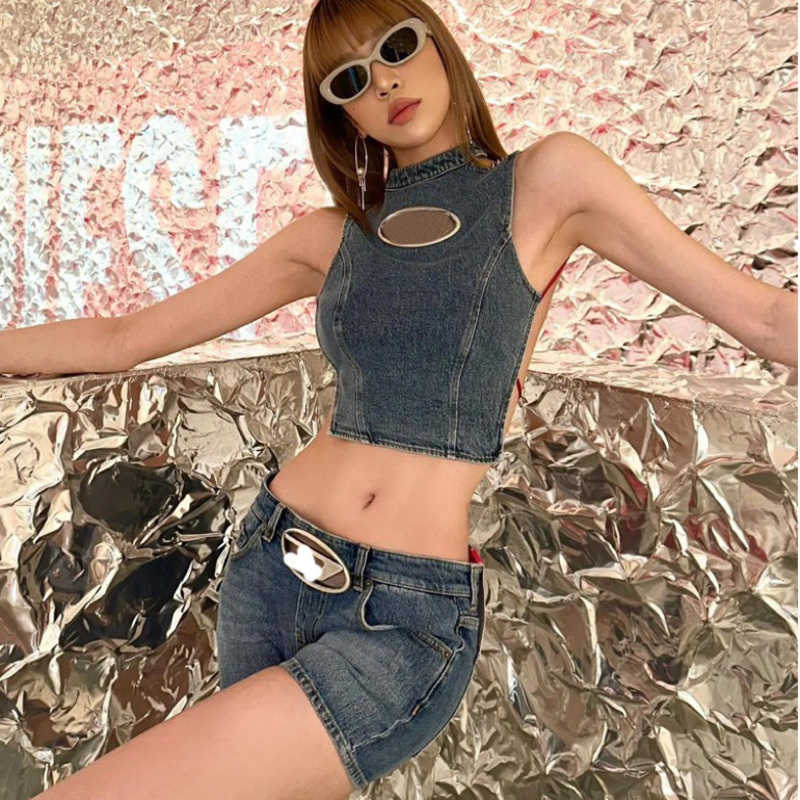 Women's Tanks Camis Designer vest womens Denim Sleeveless vests Summer Streetwear Fashion Women Clothing Hollow Metal Sheet Top, Blue5
Women's Tanks Camis Designer vest womens Denim Sleeveless vests Summer Streetwear Fashion Women Clothing Hollow Metal Sheet Top, Blue5