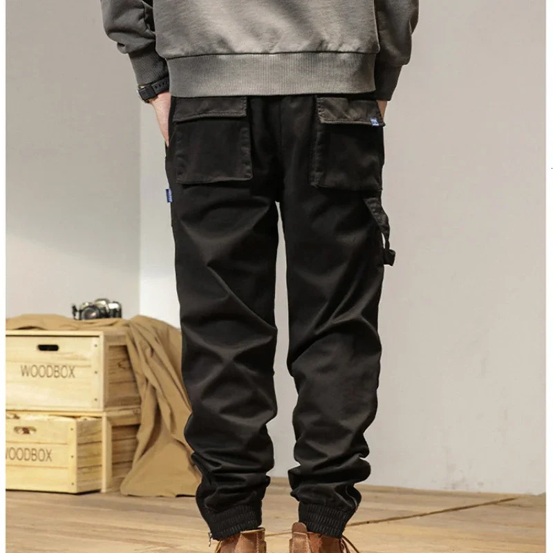 Men's Pants Winter Cargo Velvet Men's Winter Pants Drawstring Thickened Keep Warm Soft Cotton Retro Street Trousers J98679 231129