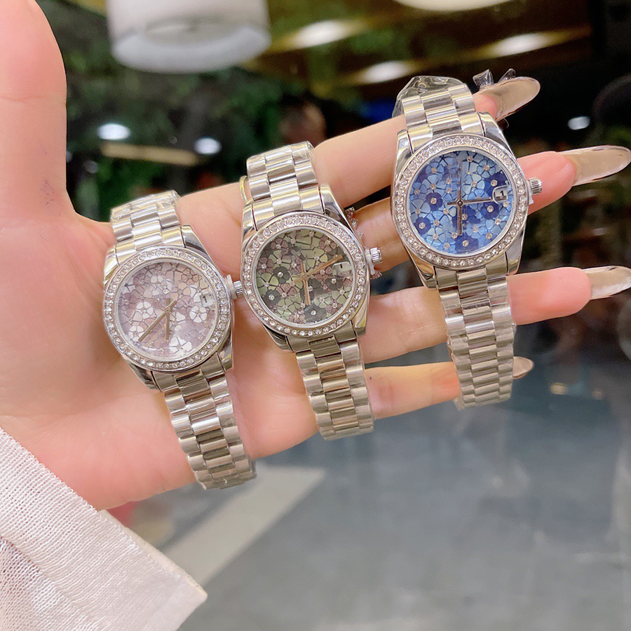Fashion Full Brand Wrist Watches Women Girl Ladies Crystal Flower Style With Luxury Logo Steel Metal Band Quartz Clock Rol 248, Gold silver gray
Fashion Full Brand Wrist Watches Women Girl Ladies Crystal Flower Style With Luxury Logo Steel Metal Band Quartz Clock Rol 248, Gold silver gray