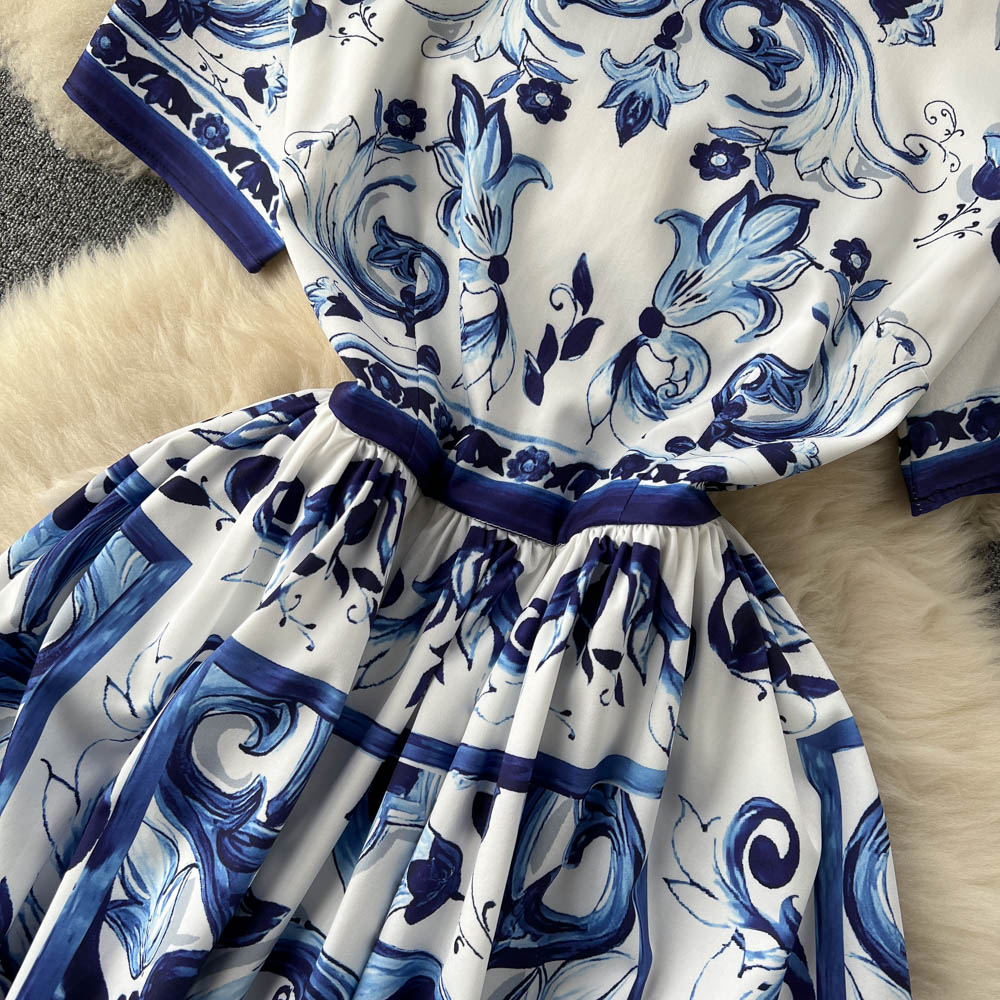 Spring and Summer New Design Sense Dress with European and American Ins Style Printed Large Swing Dress Short Sleeve Foreigner A-line Dress