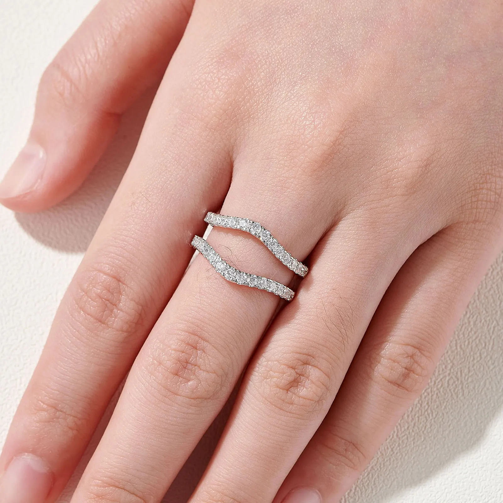 Wedding Rings she 925 Sterling Silver Brilliant D VVS1 Ring Enhancer for Women Engagement Guard Band Jewelry 231129