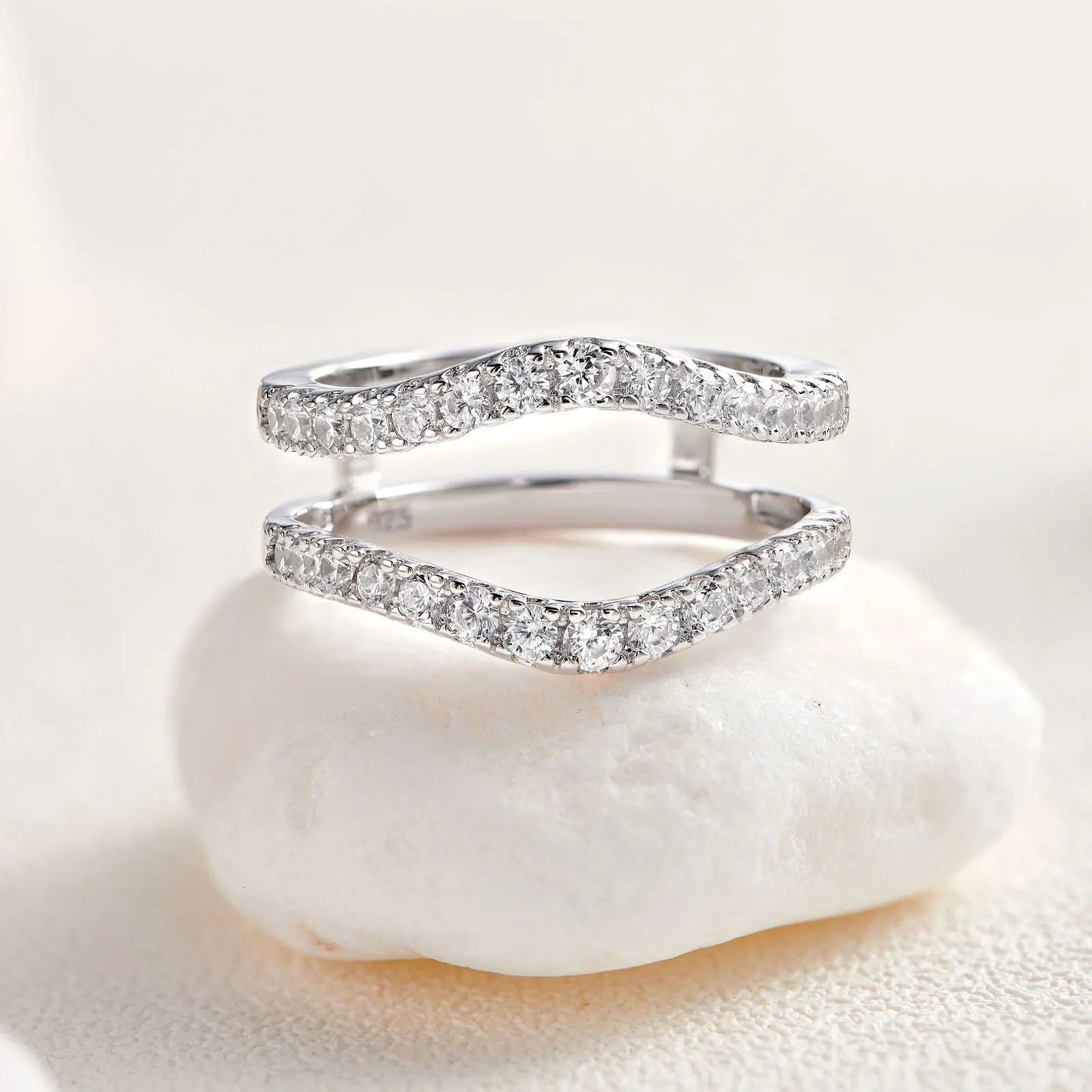 Wedding Rings she 925 Sterling Silver Brilliant D VVS1 Ring Enhancer for Women Engagement Guard Band Jewelry 231129