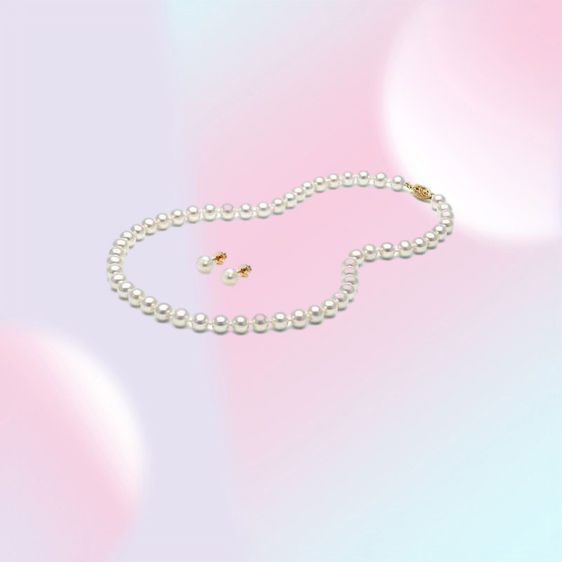 Charming 78mm South Seas White Pearl Necklace 18 Inch 14k Gold Clasp
