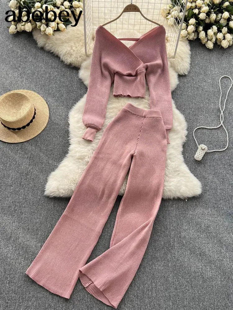 Womens Two Piece Pants Elgant Fashion Sparkling Knitted Set Autumn and Winter Vneck Bat Sleeve Sweater TopElastic Wide Leg 231129