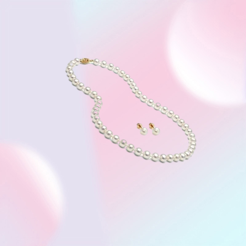 Charming 78mm South Seas White Pearl Necklace 18 Inch 14k Gold Clasp