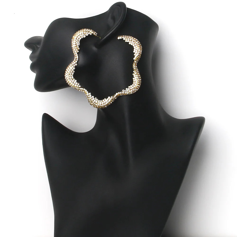 Charm Statement Large Flowers Earrings Party Exaggerate Decoration Wedding Jewelry Bling Crystal Hoop for Women 231129