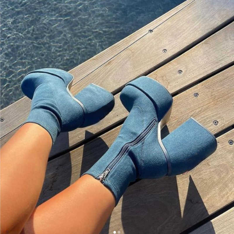 Sandals Ankle Boots Women Fashion High Platform Shaped High Heel Boots Chunky Heels Zipper Designer Shoes 44 Platform Shoes Women Shoes J230428, Black
Sandals Ankle Boots Women Fashion High Platform Shaped High Heel Boots Chunky Heels Zipper Designer Shoes 44 Platform Shoes Women Shoes J230428, Black