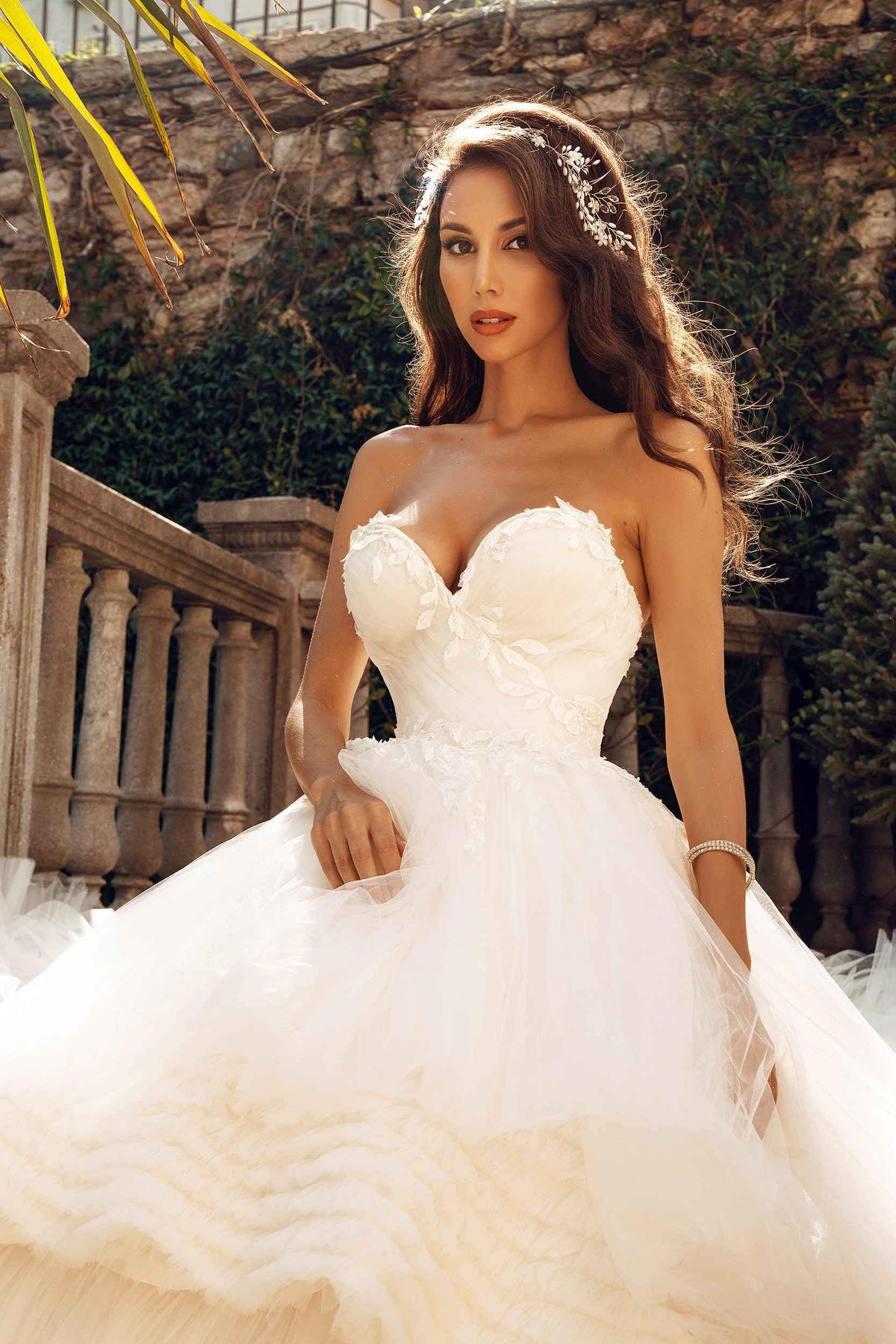 Arabic Ivory Ball Gown Wedding dress Sleeveless Women Party Dress Tulle Puffy Ruffles Birthday Bridal Dresses