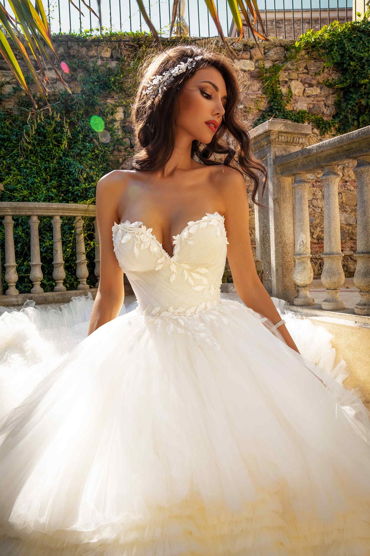 Arabic Ivory Ball Gown Wedding dress Sleeveless Women Party Dress Tulle Puffy Ruffles Birthday Bridal Dresses