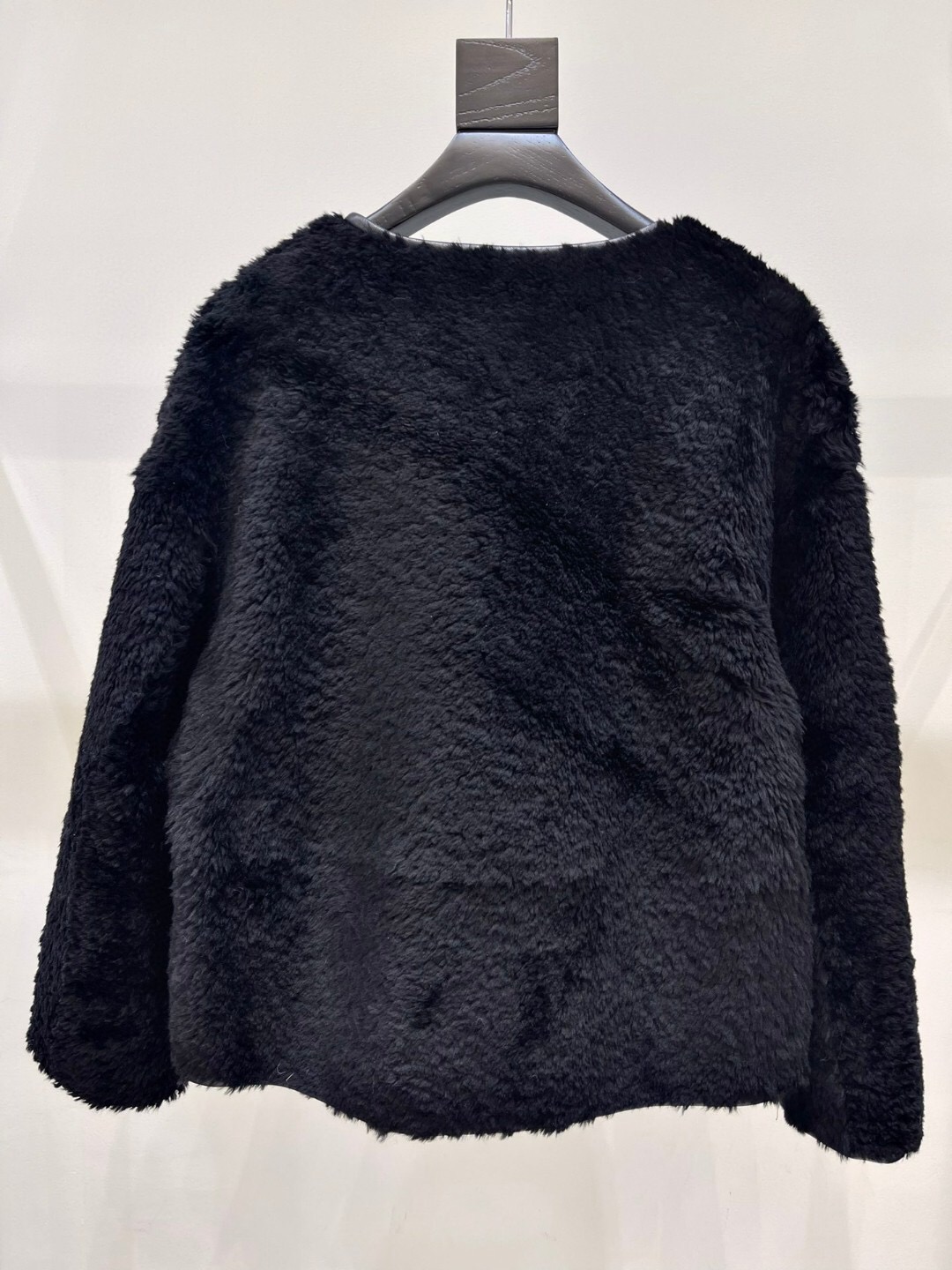 Autumn and winter new te-m minimalist round neck single breasted fur integrated jacket