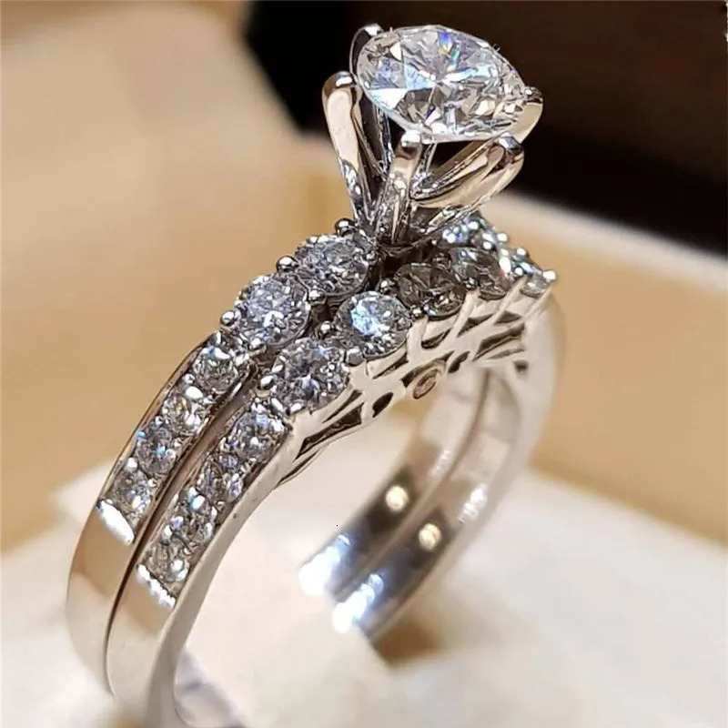 Wedding Rings Bridal Set Elegant rings for Women Sliver Color Engagement fashion Jewelry With Full Shiny Cubiz Zircon female ring 231130