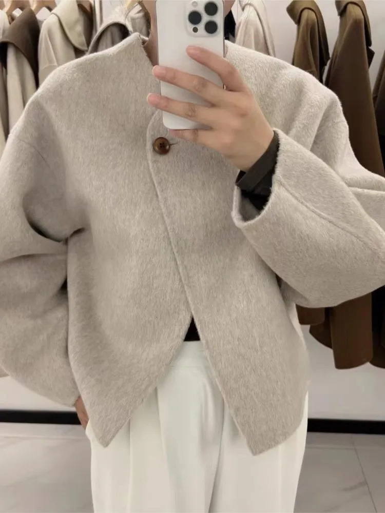 Women Blends 2023 Autumn Winter Scarf Collar Short Double sided Cashmere Coat Round Neck Casual Loose Streetwear Fashion 231130