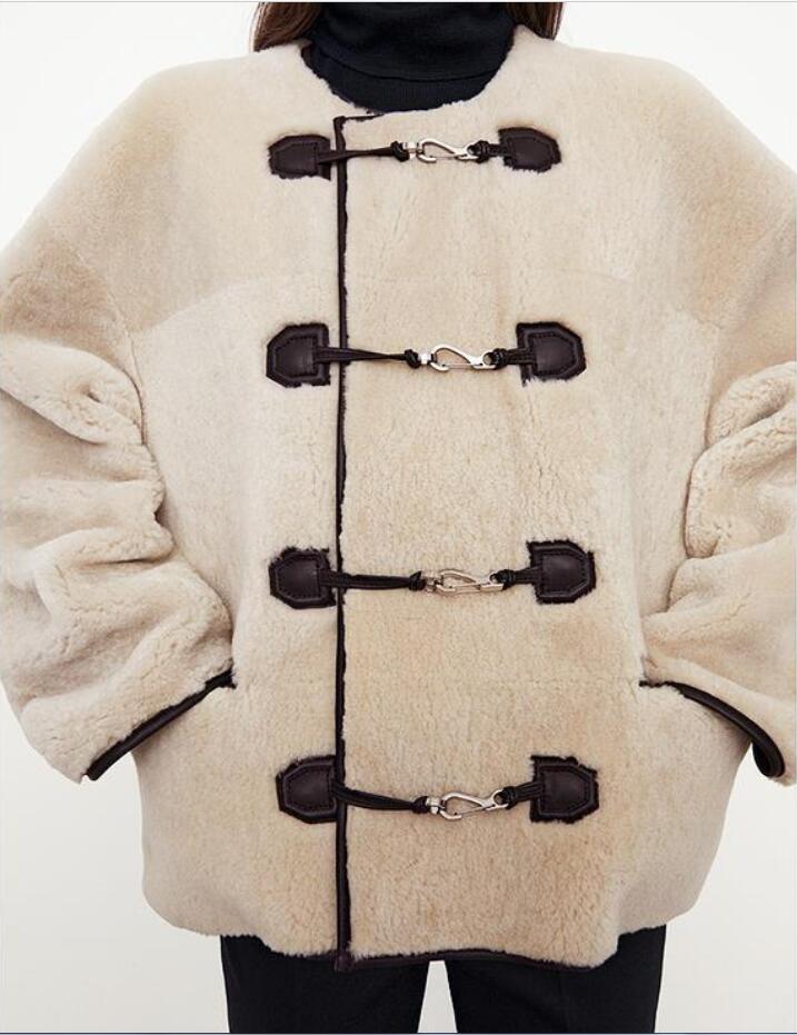 Autumn and winter new te-m minimalist round neck single breasted fur integrated jacket