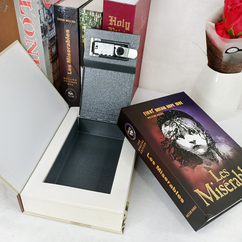 Novelty Items Home Book Safe Key Lock Type High Quality Secret Hidden Metal Steel Simulation Classic s Money Box Coin Bank 230428