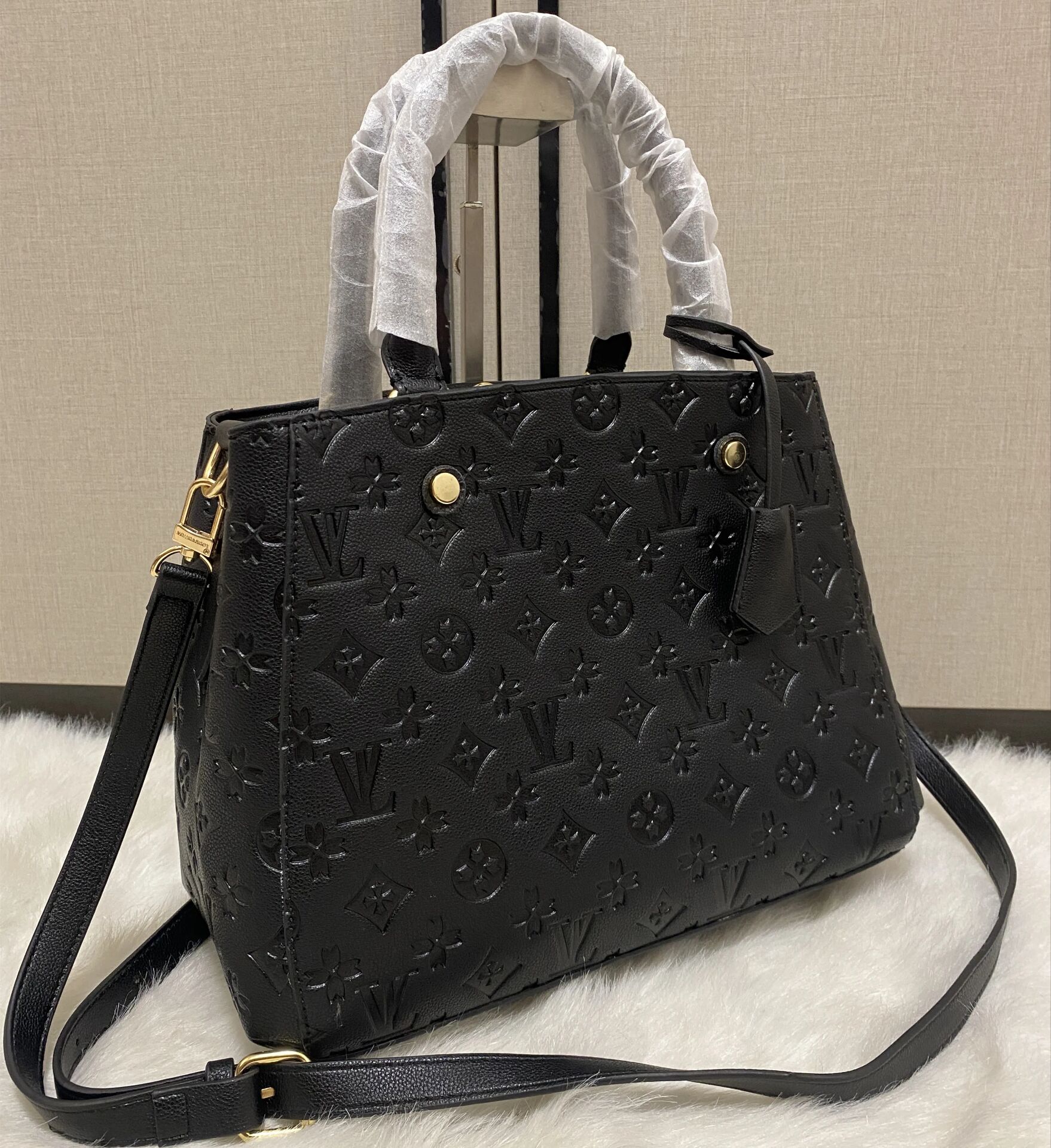 Designer Bags MONTAIGNE M41056 Women Designers Handbags Luxurys Shopping bag classic brand leather large capacity handbag luxury designer