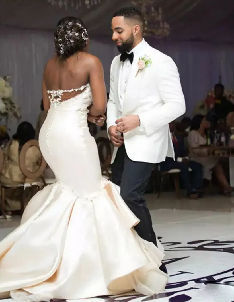 Elegant Satin Ruffles Mermaid Wedding Dresses Off The Shoulder Sexy Bridal Gowns Floor Length Custom Made Robe De Mariee