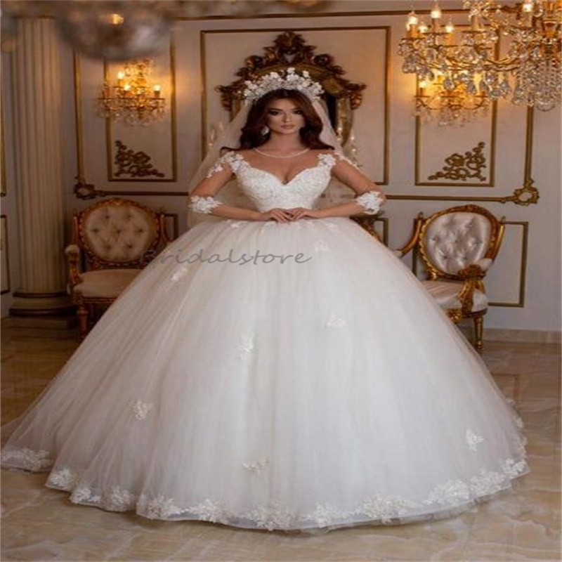 Laceful Princess Queen Wedding Dress Sheer Neck Ball Gown Fluffy Tulle Lace Church Bridal Dress Elegant Saudi Arabic Country Bride Dress With Sleeves 
