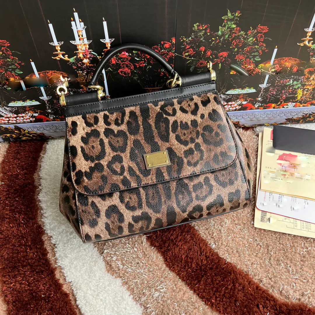 D Shoulder Bags Designer handBag Handbags Women Leopard print crossbody Bag Leather Handbag Classic Designer Handbags Purse Crossbody Purses 220905