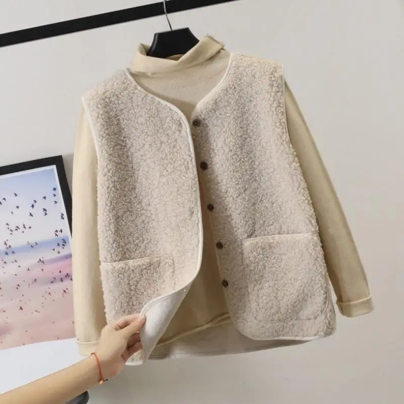 Women's Vests Vests Spring Autumn Women Button Waistcoat Lamb Hair Winter Thermal Warm Thick Fleece Vests Sleeveless Jacket Ladies Coats 231130