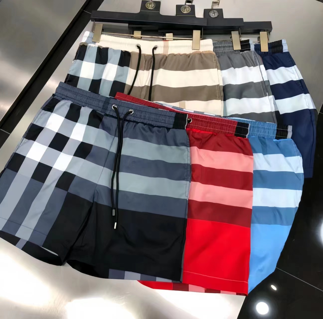 mens designer shorts summer trend fashion street style clothing quick drying breathable swimwear beach pants high-quality plaid print asian size M-3XL, 2-2
mens designer shorts summer trend fashion street style clothing quick drying breathable swimwear beach pants high-quality plaid print asian size M-3XL, 2-2