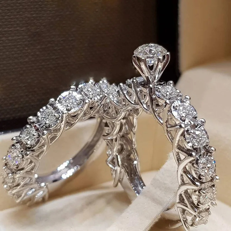 Wedding Rings Bridal Set Elegant rings for Women Sliver Color Engagement fashion Jewelry With Full Shiny Cubiz Zircon female ring 231130