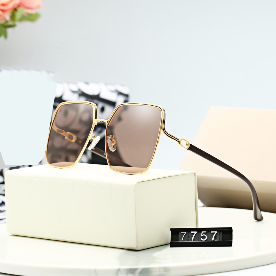 designer sunglasses for women glasses eyeglasses luxury Outdoor SunGlasses Classic Vintage UV400 with box
designer sunglasses for women glasses eyeglasses luxury Outdoor SunGlasses Classic Vintage UV400 with box