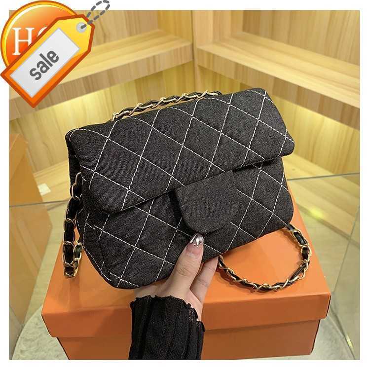 Women Brand Designer Single Shoulder Bags 9 Fashion Styles Crossbody Bag Multi-functional Portable Envelope Package Gift Box Packaging Factory Direct Sale, 005
Women Brand Designer Single Shoulder Bags 9 Fashion Styles Crossbody Bag Multi-functional Portable Envelope Package Gift Box Packaging Factory Direct Sale, 005