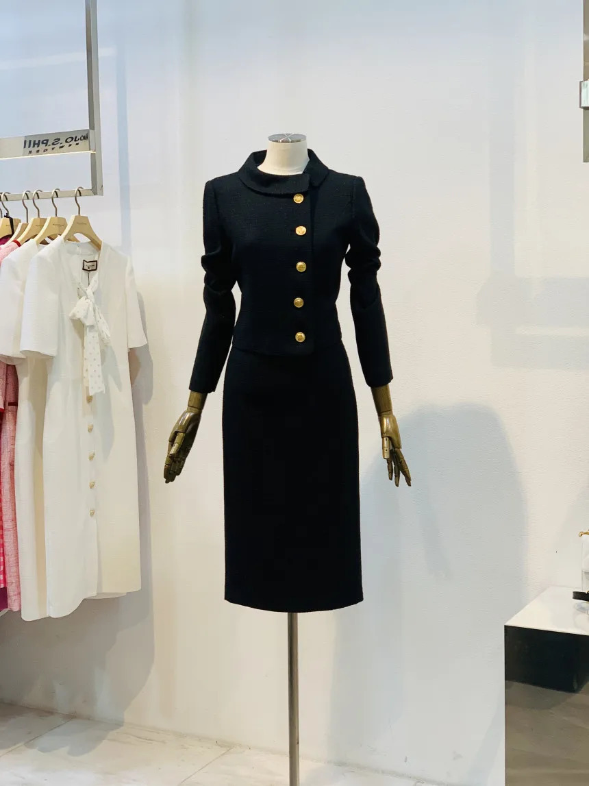 Two Piece Dress Autumn Fashion Elegant Long Sleeve Slim-Fit Single Breasted Tweed Coat Office Lady Mid-calf Skirt Two-piece Set Women Outfit 231129