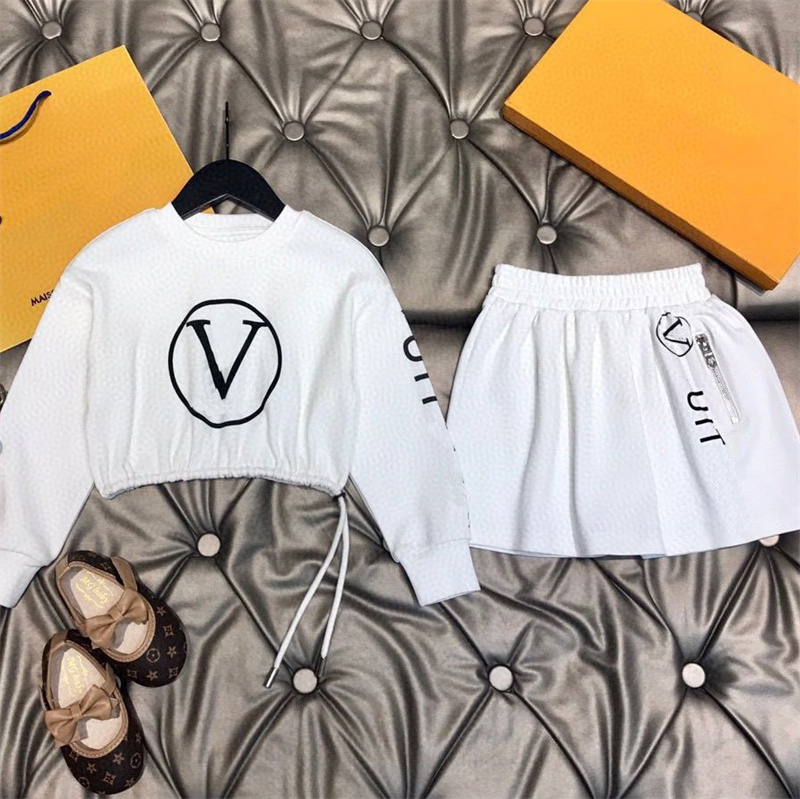 Baby Girls Designer Dress Suits Kids Luxury Clothing Sets Girls Skirt Childrens Classic Clothes Sets Letter Clothing Long Sleeve Suits, Black
Baby Girls Designer Dress Suits Kids Luxury Clothing Sets Girls Skirt Childrens Classic Clothes Sets Letter Clothing Long Sleeve Suits, Black